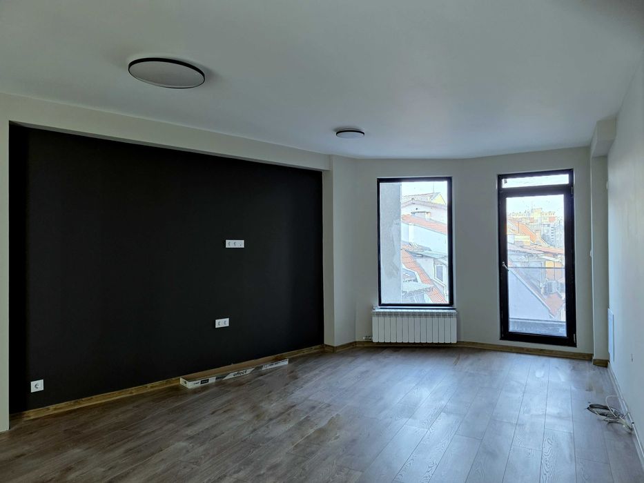 тристаен апартамент87 м.кв напълно завършен