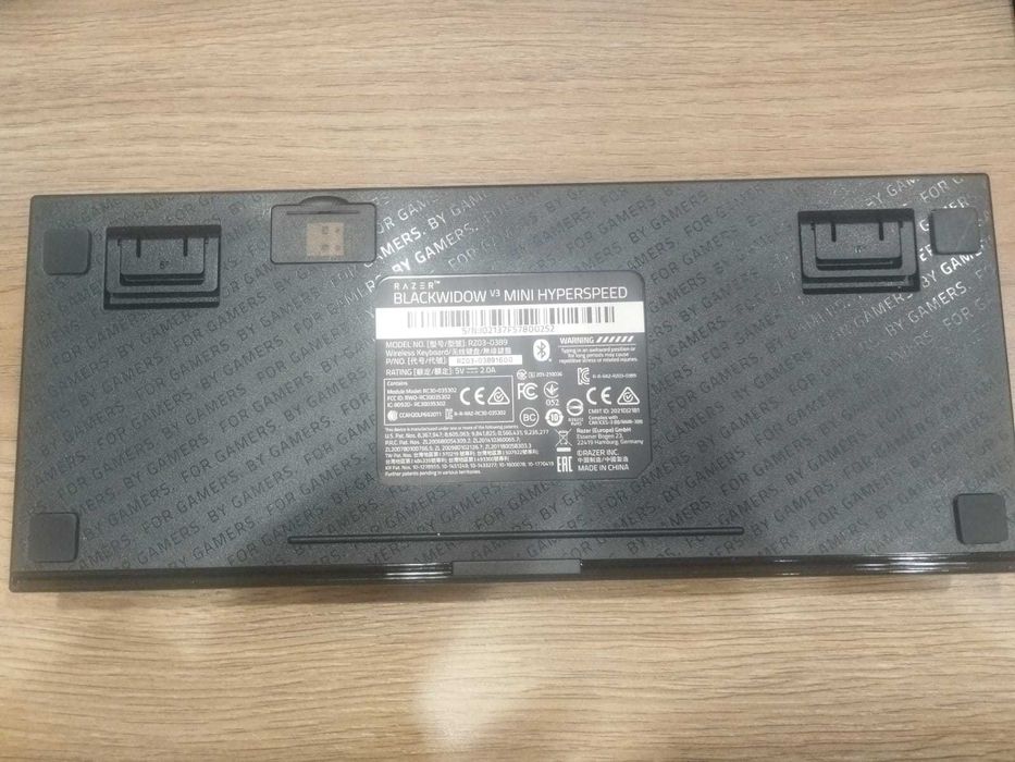 Razer BlackWidow V3 Mini HyperSpeed-новый
