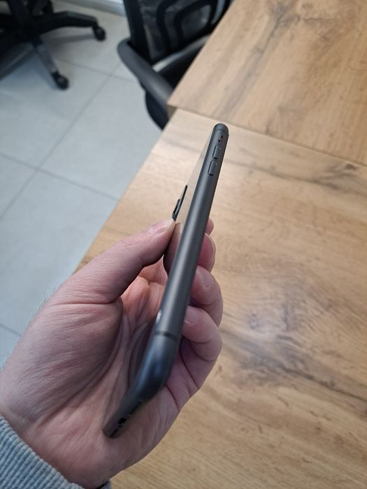 Продается IPhone 11 128gb