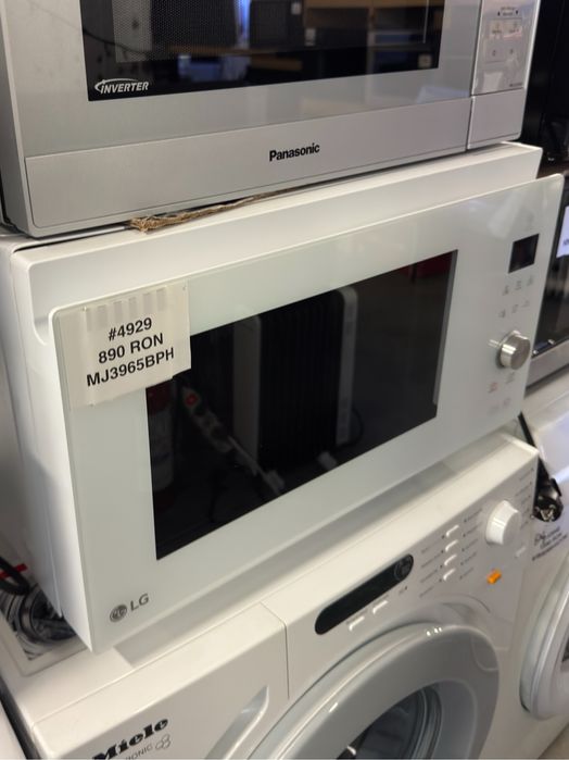 Cuptor cu microunde cu funcție de convecție LG MJ3965BPH