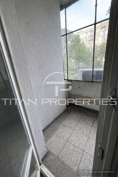 Тристаен за продажба в Надежда 2