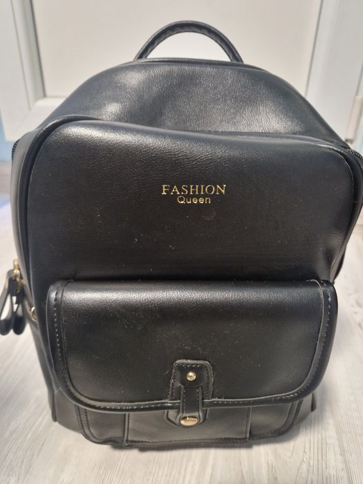 Дамска раница нова