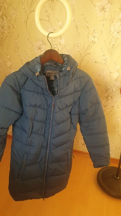 Продам женскую куртку