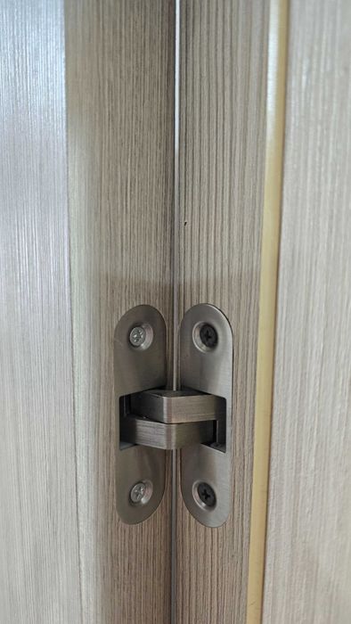 Двери межкомнатные Б/У