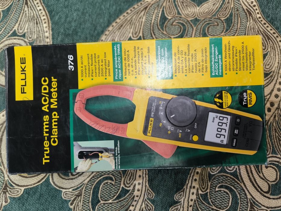 Продам токоизмерительный клещ Fluke 376