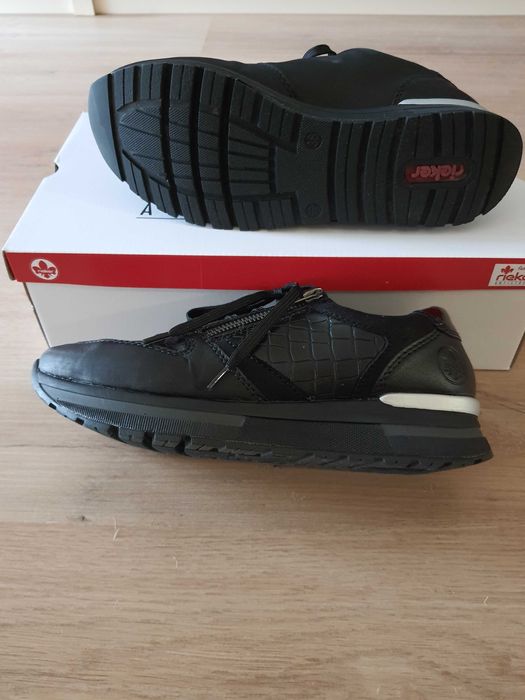 Сникърси RIEKER / Рикер # 38