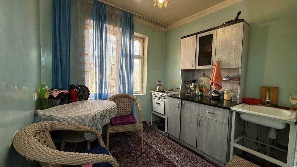 Киргили Мумтоз тўйхона 4 қаватда 2 хонали квартира сотилади. ID: 1872