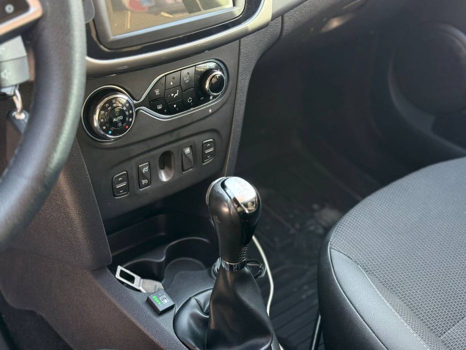 Продам Renault Logan