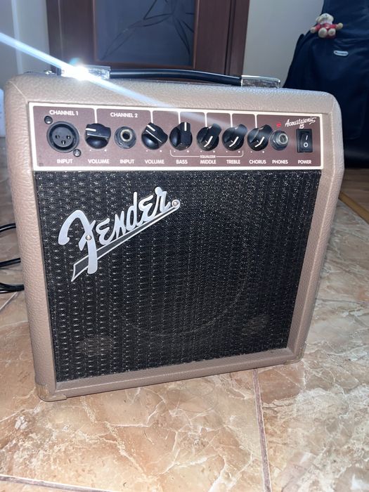 Amplificator FENDER acoustasonic