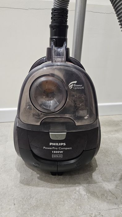 Пылесос Phillips Power Pro Compact