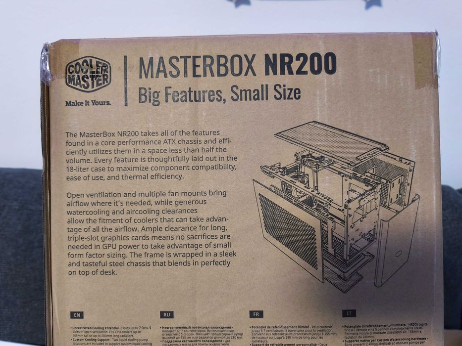 Carcasa mITX Cooler Master MASTERBOX NR200