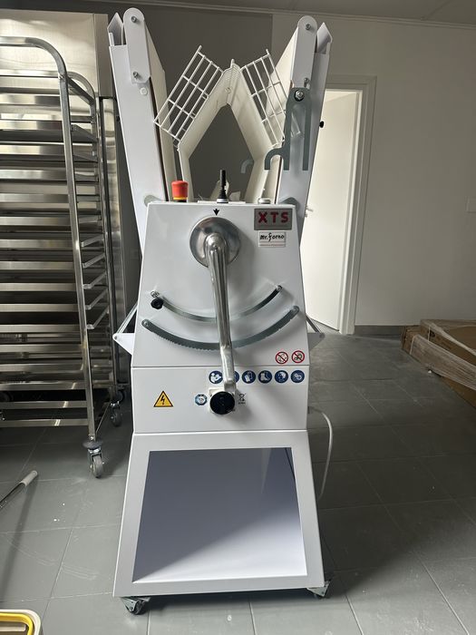 Masina de turat aluat/foietaj XTS ITALIA GP 500 NOUA, GARANTIE