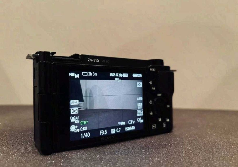 Фотоаппарат Sony ZV-E 10 Kit 16-50mm