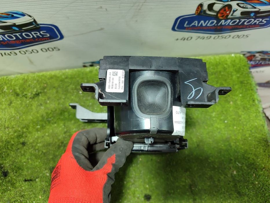 PANOU DE SUPORT PAHARE FATA JAGUAR F-PACE X761 2018 2.0 DIESEL COD OEM GX63-F048196-A / 5 USI SUV 2016-2020