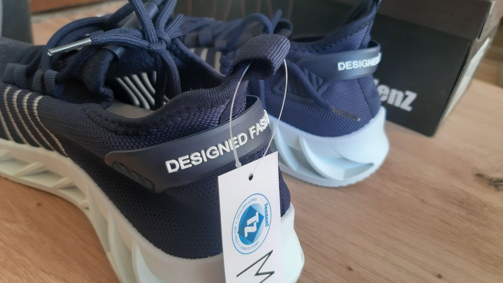 мъжки кецове сини