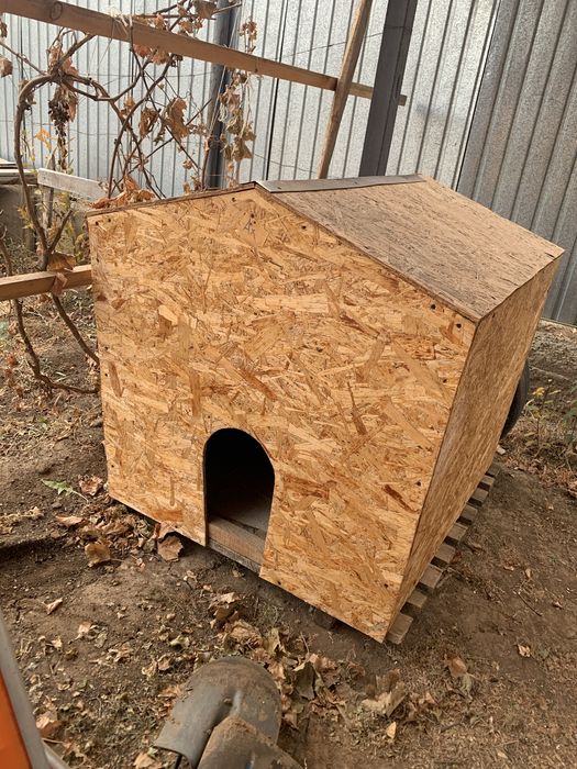 Продам домик для собак