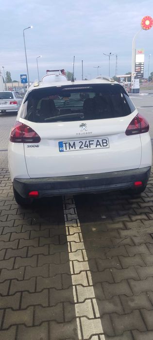 Vând Peugeot 2008 Style