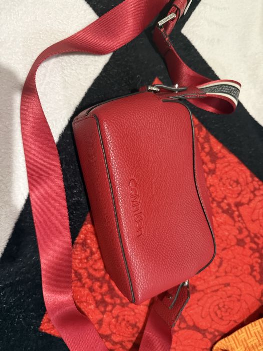 geanta calvin klein rosie noua