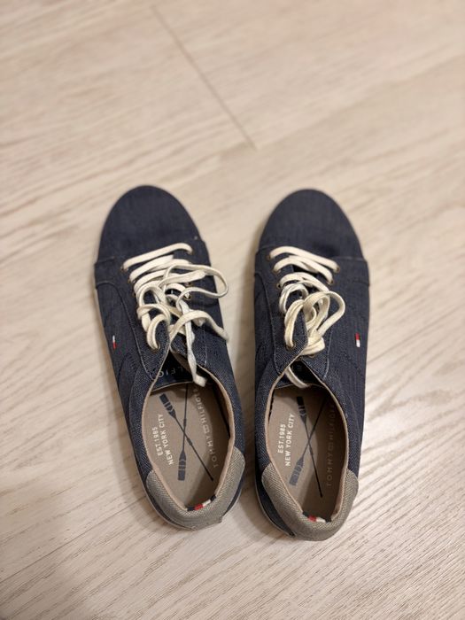 Adidași / Teneși Tommy Hilfiger 41