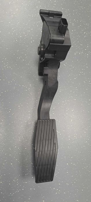 Педал за газта(НОВ) + Бобини за Opel Insignia B