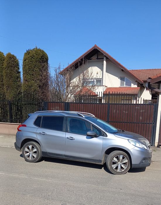 Peugeot 2008/2015/1.2vti