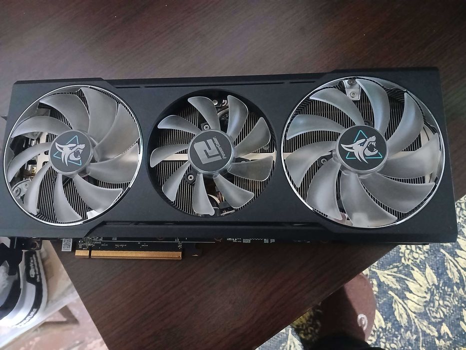 Hellhound AMD Radeon™ RX 6700 XT 12GB GDDR6