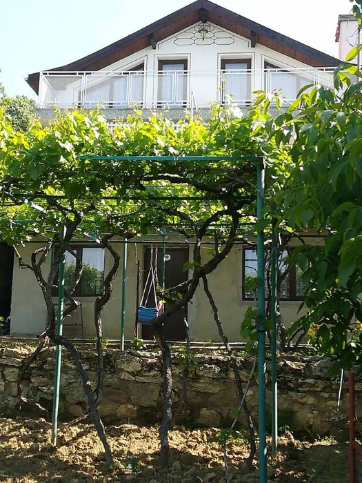 Продава се Къща в Варна, Спортна зала - 220 кв.м за 1591 €/кв.м - Снимка #2