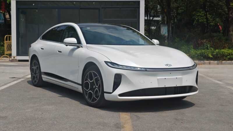 Changan nevo A07 701km naxt va xalol savdo
