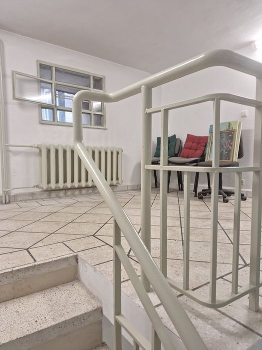 Дава се под наем Офис в София, Иван Вазов - 120 кв.м за 1500 € - Снимка #2