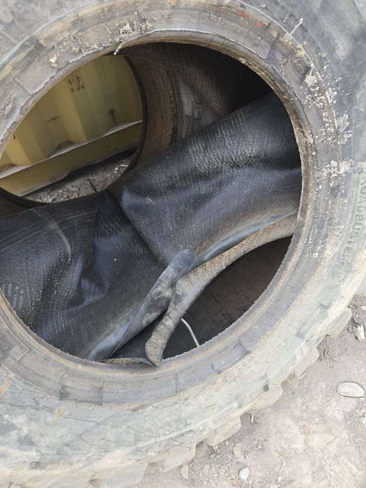 Резина на грейдер 17,5 R25