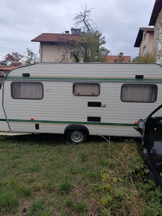 Каравана Шато 460