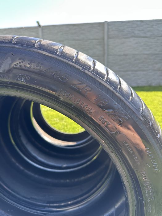 Michelin Pilot Sport 4 T1 235/45/18