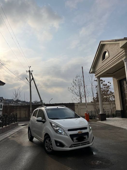 Spark 2022 
POBEG 120.000
KRASKA 1 ta krilo
NAVAROT Malibu rul, malibu