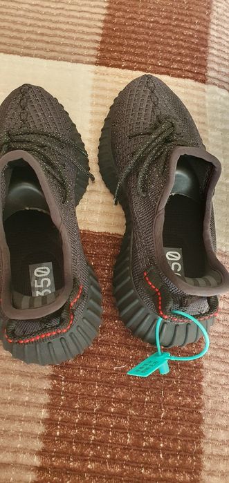 Кросовки yeezy 350