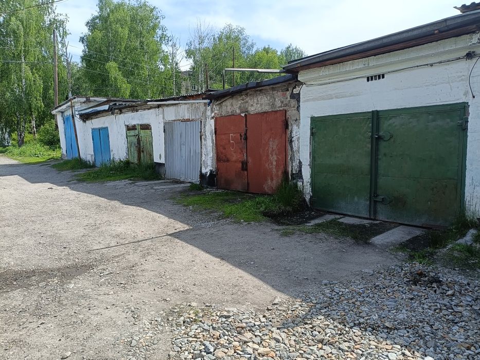Продам гараж на квартал