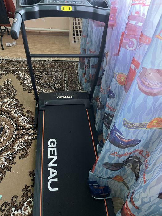 Бегавая дорожка Genau