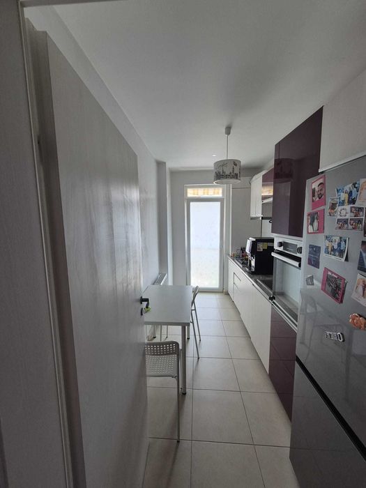 Apartament 3 camere,boxa si parcare!