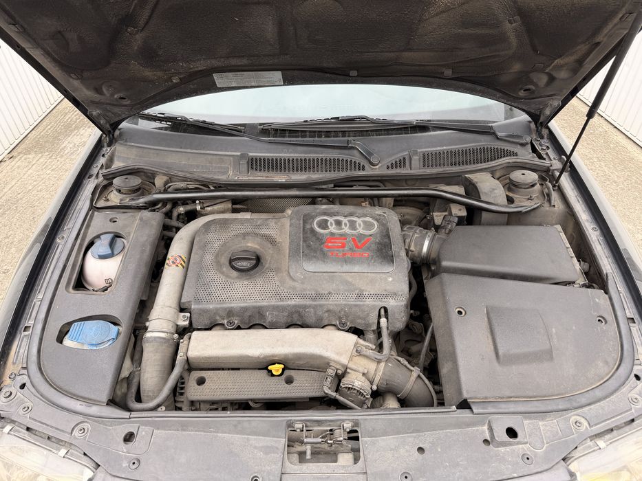 Dezmembrez audi s3 8L 2002 impecabil,fara rugina
