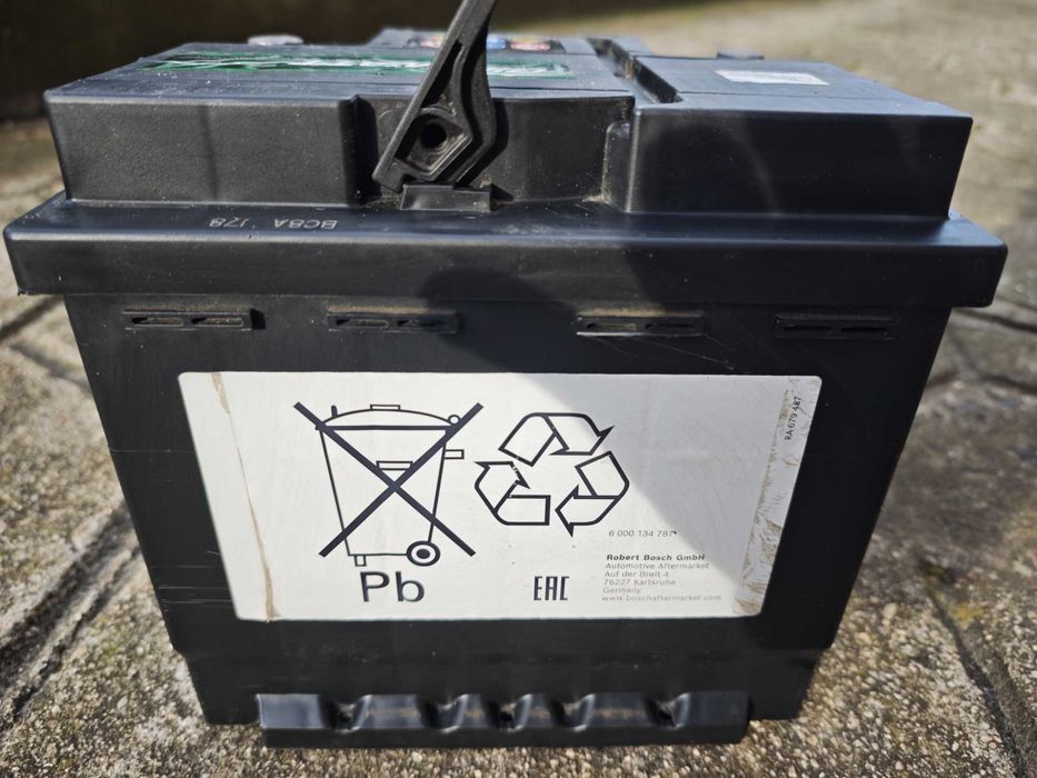 Акумулатор за автомобил GIGAVATT 52Ah