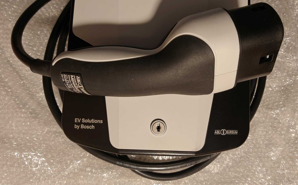 9 бр. Разни Typ 2 WallBox и Оригинална Мобилна Зарядна Станция