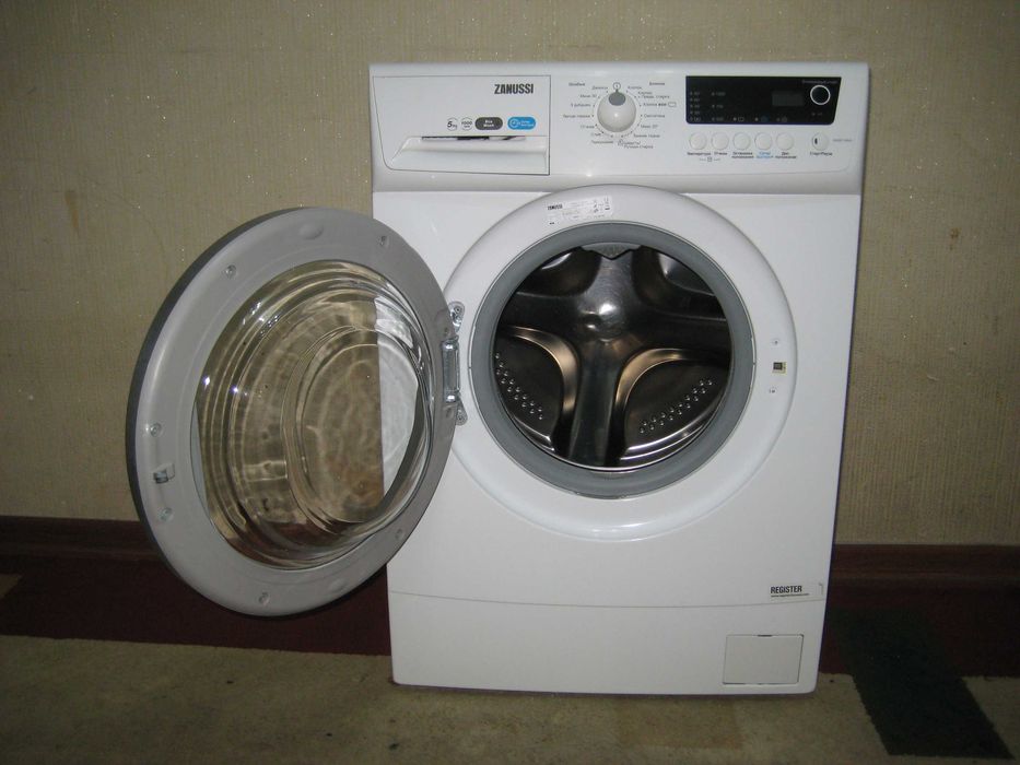 Кир мошина ZANUSSI 5кг автомат зур ишлиди айби йук деярли янги холатда