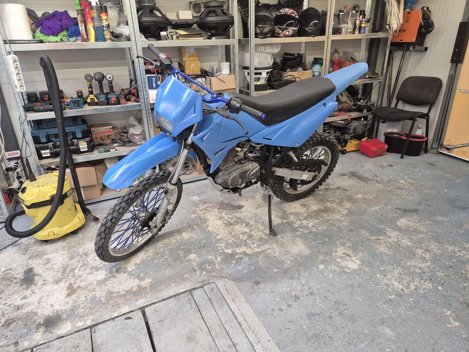 Motocicleta Cross 200cc Suzuki