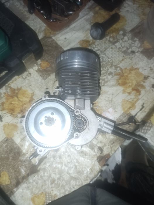 Двигател за вело мотор на части