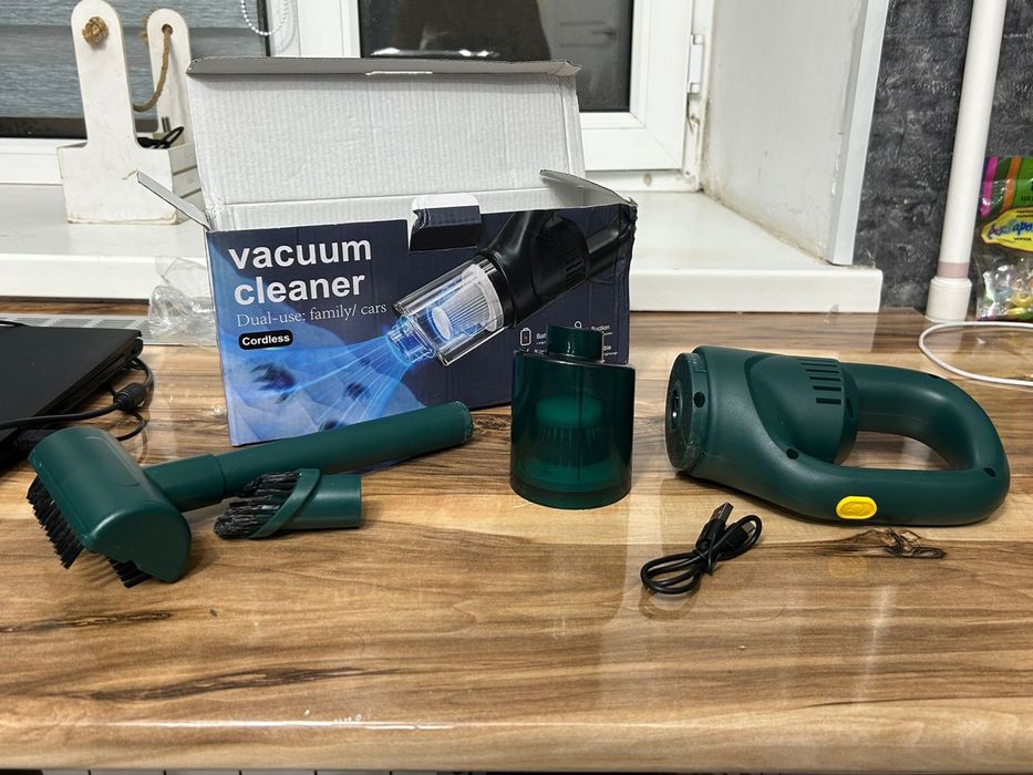 Мини пылесос новый