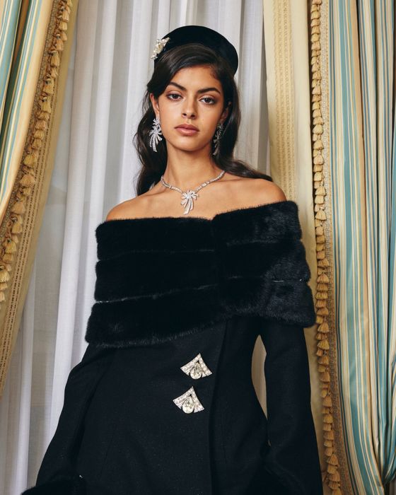 Елегантен сет Elara Fur