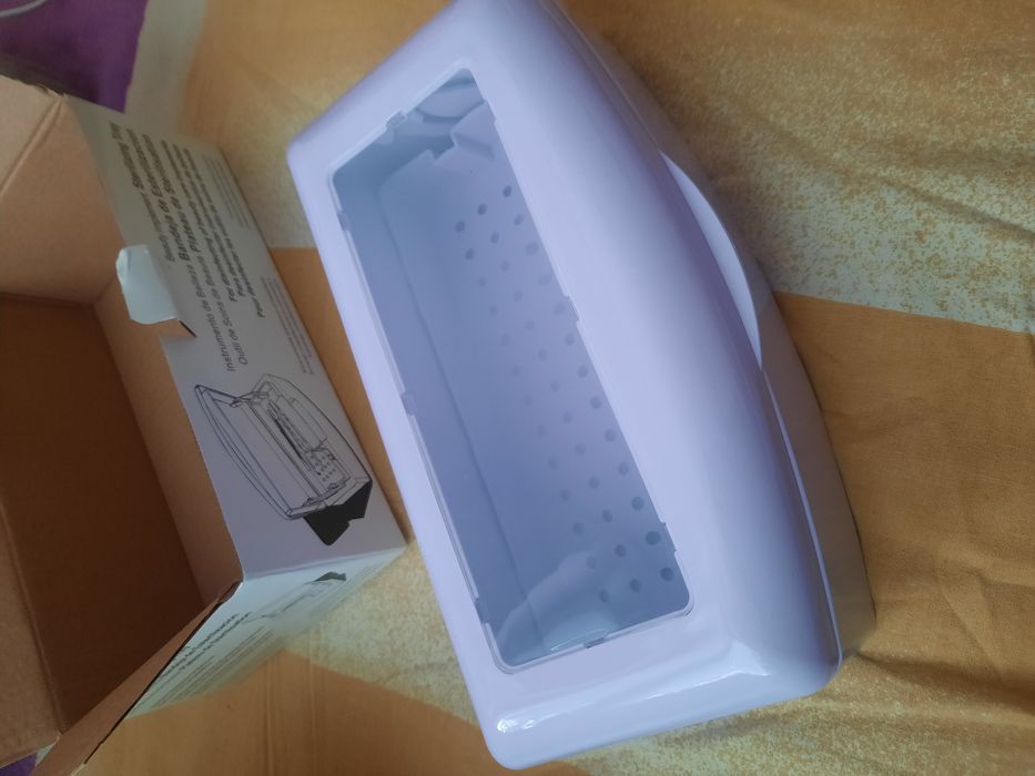 Кутия за дезинфекция на инструменти за нокти