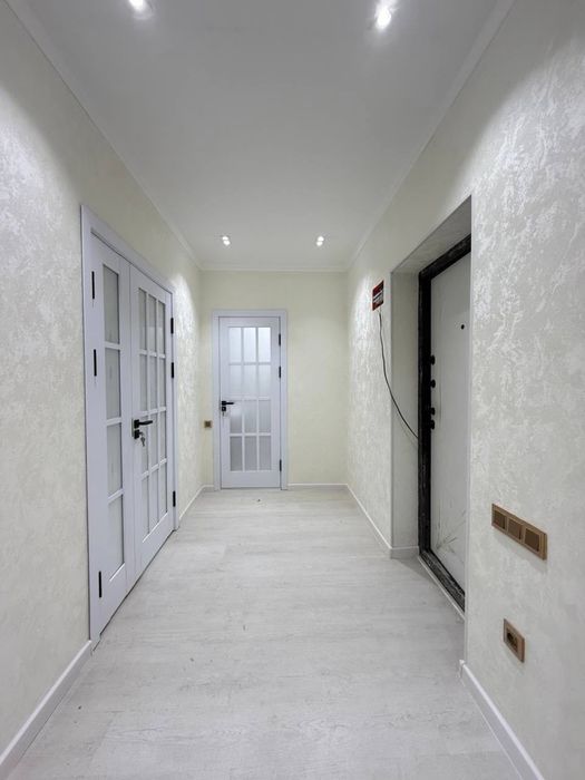 Срочно продается в чирчик 10 микрарайон рядом карвон базар