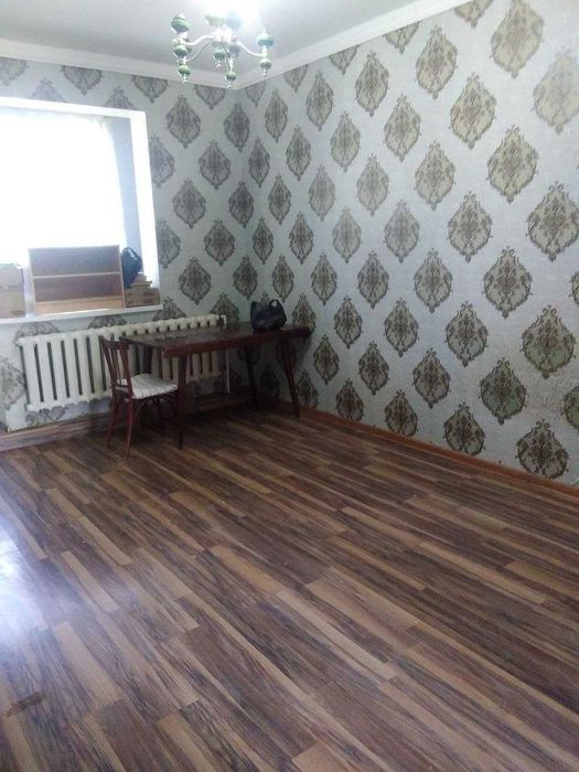 Продается 2-х ком. квартира Феруза, Таксопарк