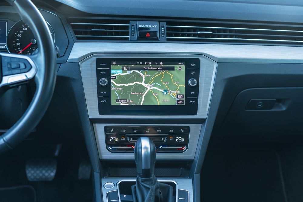 VW Passat-ACC-Automat-An 2024–Camera-52.434 km-TVA Deductibil-Navi