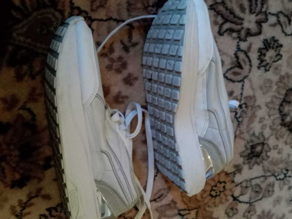 Adidași de damă originali, marca Puma, mărimea 36